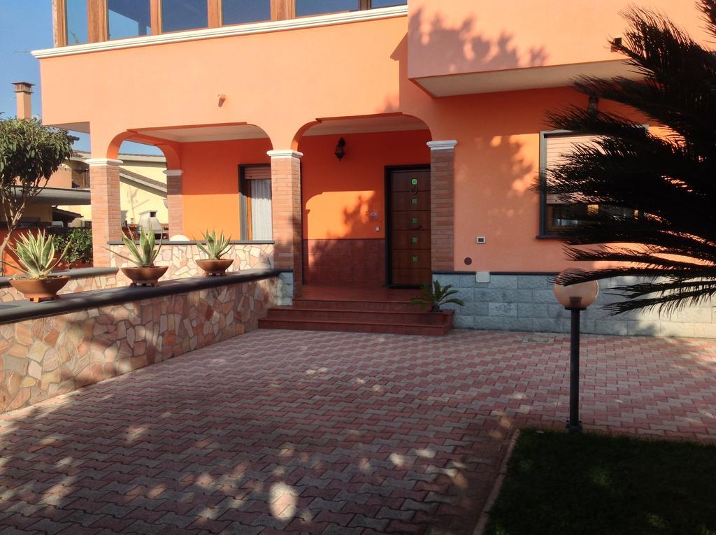 Orange Holiday Home Torvaianica Bagian luar foto