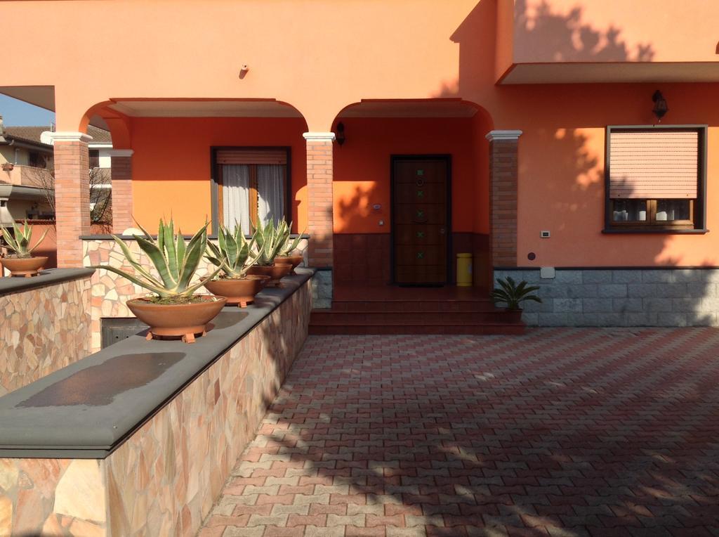 Orange Holiday Home Torvaianica Bagian luar foto