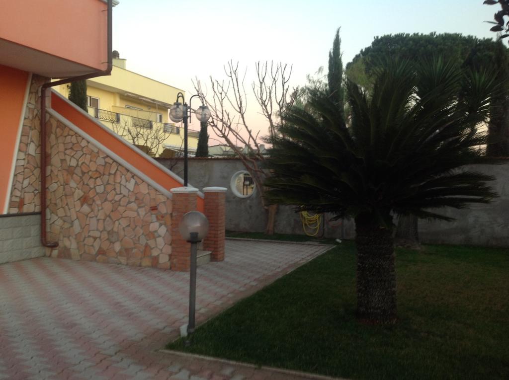 Orange Holiday Home Torvaianica Bagian luar foto