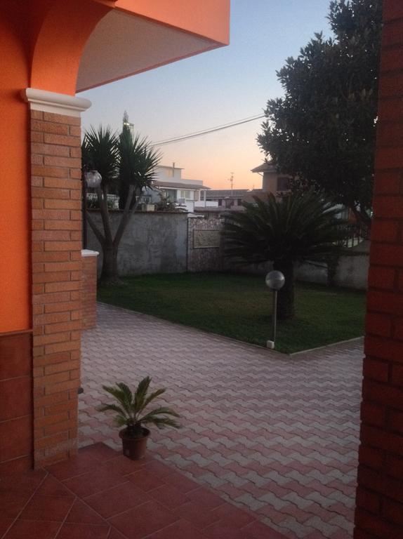 Orange Holiday Home Torvaianica Bagian luar foto