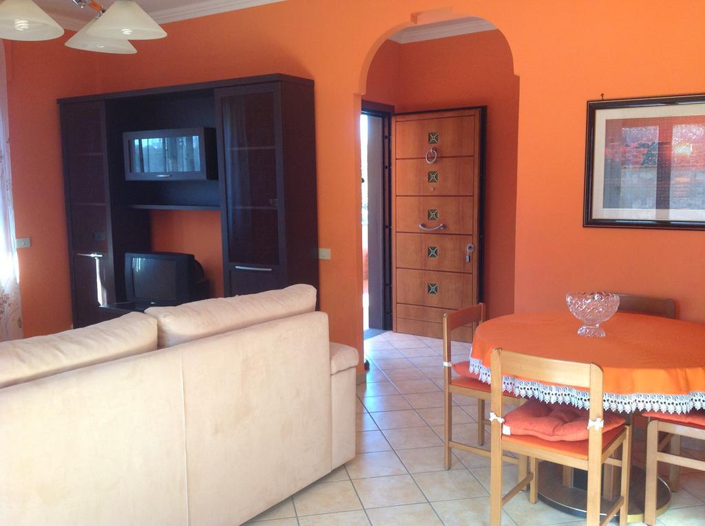Orange Holiday Home Torvaianica Bagian luar foto